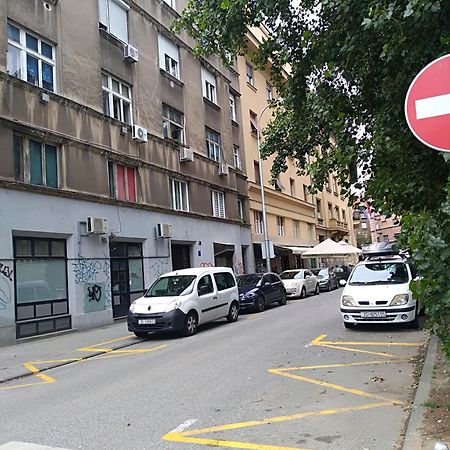 Mely Apartment In The City Center Zagreb Bagian luar foto