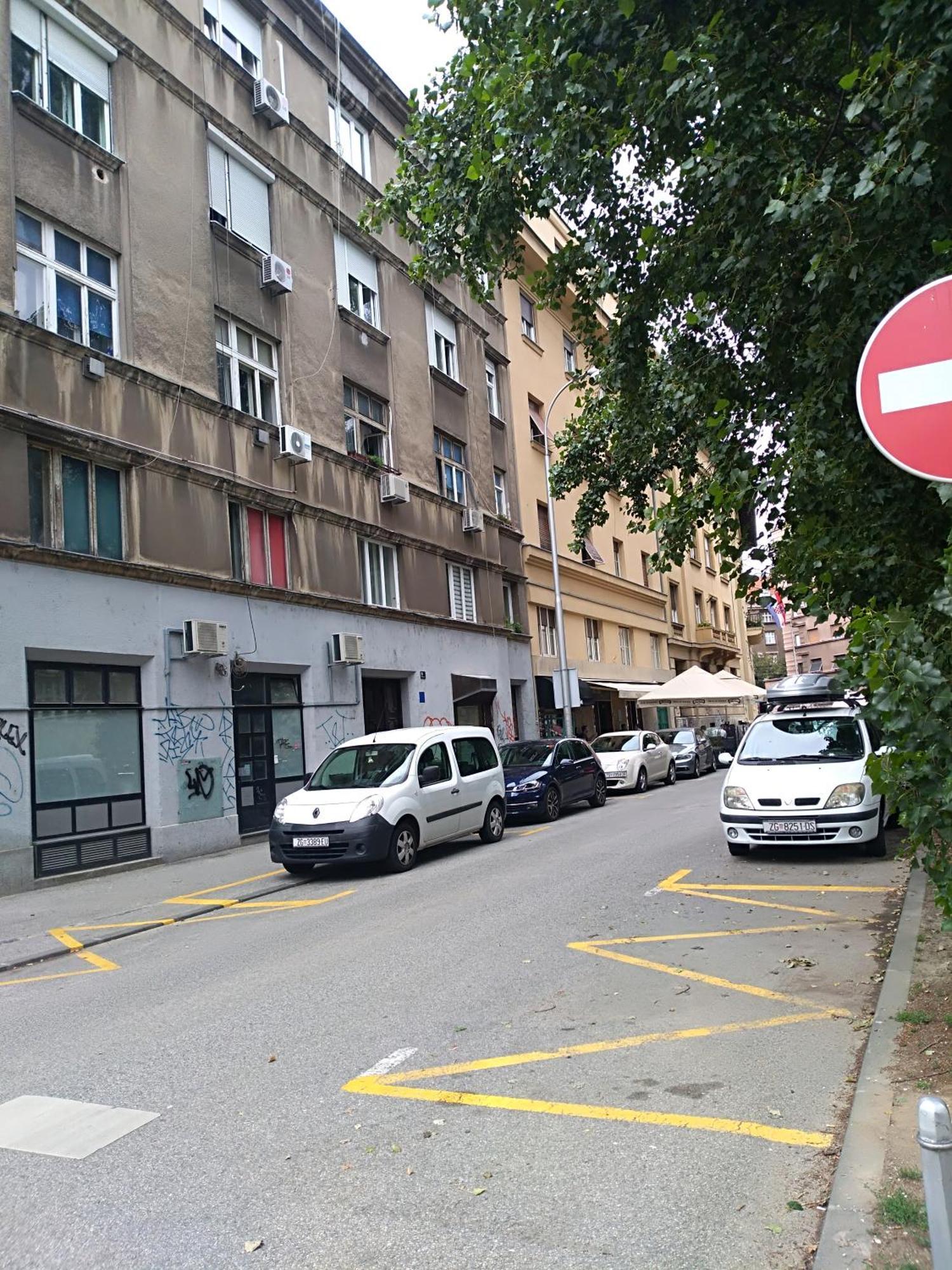 Mely Apartment In The City Center Zagreb Bagian luar foto